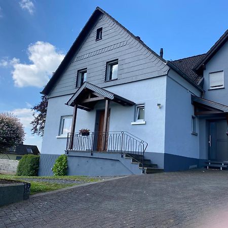 Feusdorf Deine-Eifel-Ferienwohnung מראה חיצוני תמונה